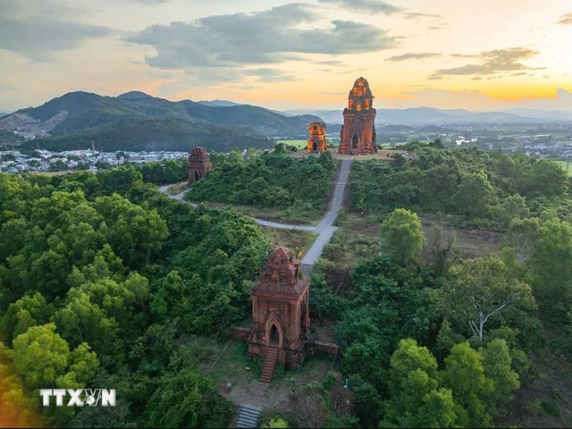 Banh It Towers reveal nearly 1,000 years of Cham history in central Vietnam- Ảnh 1.