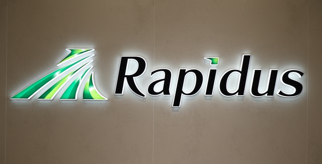 Japan govt to invest 400bn yen more in Rapidus - Ảnh 1.