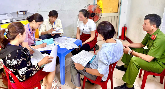 Vietnam Morning Monitor: Da Nang police seek witnesses to fatal crash involving Russian, Nha Trang fines tourist-favorite eateries - Ảnh 2.