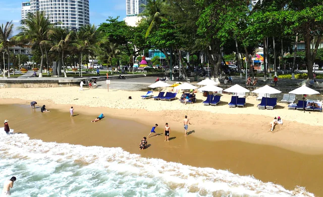 Vietnam for first-timers, beach lovers and nightlife seekers: Where to go? - Ảnh 8.