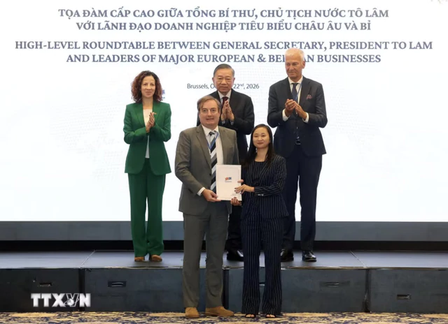 EuroCham launches Give Back to Vietnam initiative, starting with home-based marts for Agent Orange-affected families- Ảnh 1.