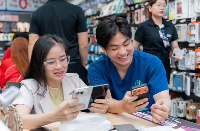 Apple’s iPhone Duo goes on sale in Vietnam- Ảnh 5.