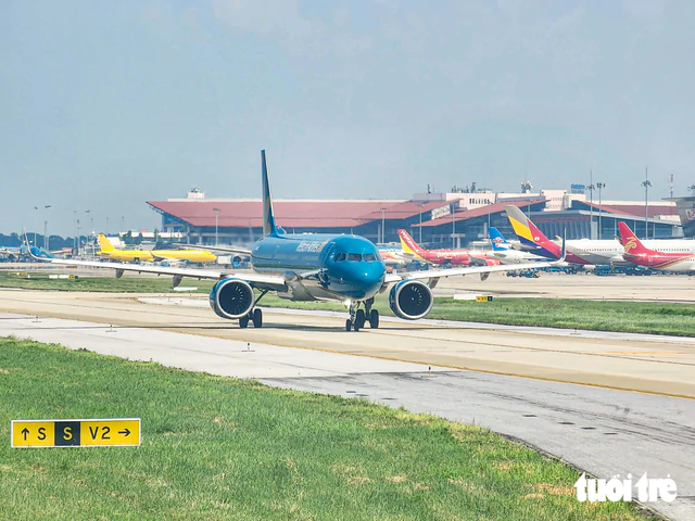 Vietnam Morning Monitor: Vietnamese top leader To Lam wraps up visit to EU, Belgium. Business households await 30% tax cut amid revenue limit concerns. - Ảnh 2.