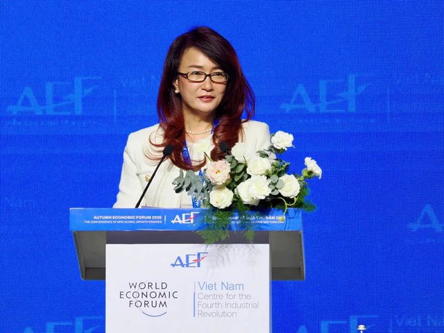 WEF expert urges Vietnam to encourage global tech giants to co-develop products - Ảnh 2.