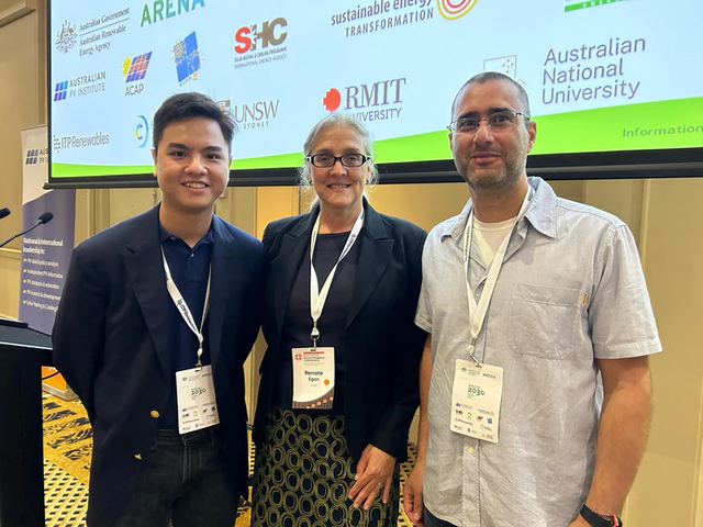 Not a top student, Vietnamese man wins over $1mn in US scholarships, works in Australia - Ảnh 2.