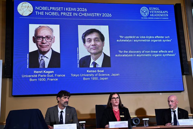 Kagan and Soai win 2026 Nobel chemistry prize - Ảnh 1.