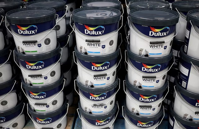AkzoNobel to sell Southeast Asia paints business to Nippon Paint for $1.35 billion - Ảnh 1.
