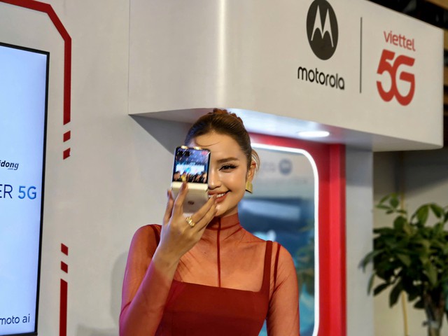 Vietnam's 5G subscriptions surge, mobile Internet ranks ninth globally - Ảnh 1.