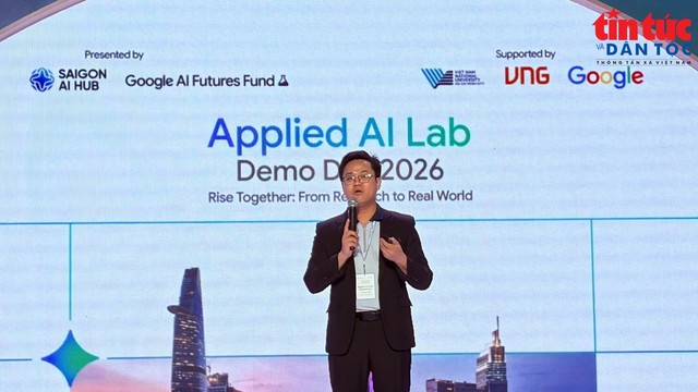 Young Vietnamese AI researchers turn research into real-world applications - Ảnh 1.