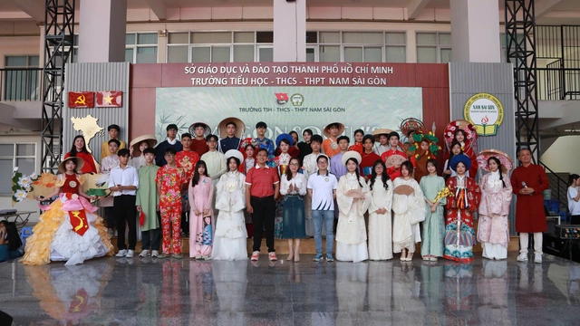 Trường TH - THCS - THPT Nam Sài Gòn rộn ràng ngày hội Xuân yêu thương - Ảnh 3.