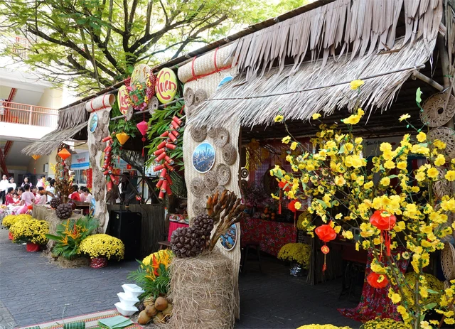 Không khí Tết sớm đầy hứng khởi tại các trường học ở Cần Thơ- Ảnh 3.