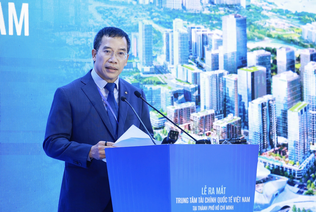 Ho Chi Minh City officially opens int’l financial center
- Ảnh 6.