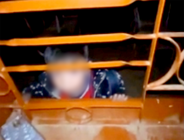 Vietnam province suspends teacher after 1st grader left locked in classroom- Ảnh 1.