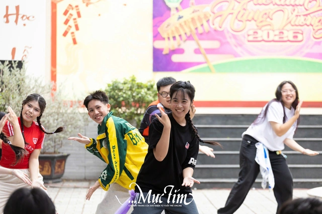 ‘Cháy’ sạch hơn 5.000 vé, hội xuân học trò rộn ràng như một phiên chợ Tết- Ảnh 25.