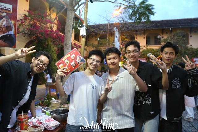 ‘Quẩy’ hết mình cùng Hội xuân Trường THPT Châu Văn Liêm (Cần Thơ)- Ảnh 5.