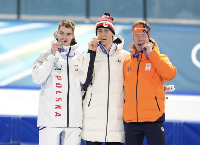 VĐV 19 tuổi lập kỳ tích cho trượt băng Cộng hoà Czech tại Olympic 2026 - Ảnh 1.