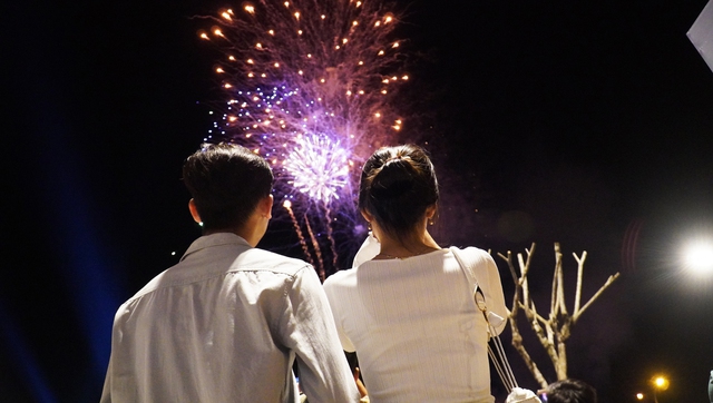 Cà Mau tổ chức bắn pháo hoa tại 5 điểm mừng Tết Bính Ngọ 2026- Ảnh 1.