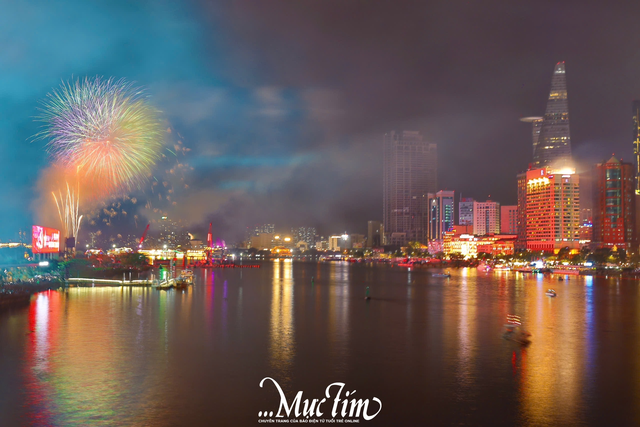 TP.HCM cấm xe từ 20h hôm nay phục vụ bắn pháo hoa giao thừa- Ảnh 1.