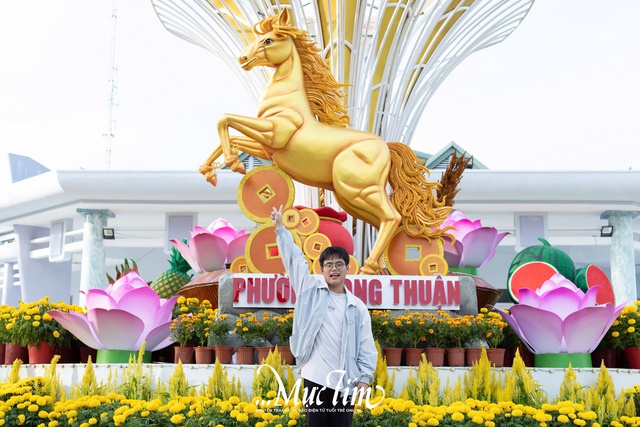 Say hi linh vật ngựa vàng tại phường Long Thuận, Đồng Tháp- Ảnh 9.