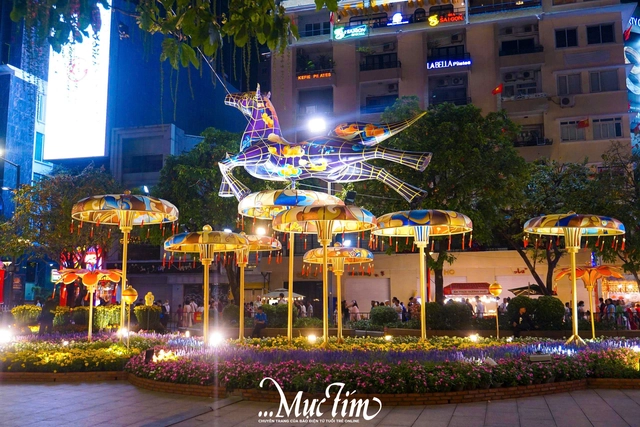 Đường hoa Nguyễn Huệ 2026 lần đầu có hai phiên bản ngày - đêm- Ảnh 8.