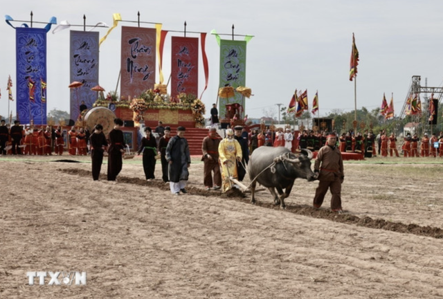 Northern Vietnam’s top 10 spring festivals to explore after Tet - Ảnh 1.