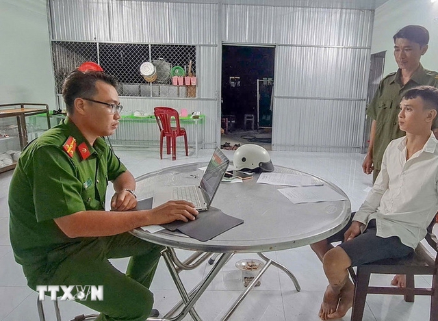 Jewelry snatcher arrested after woman dies in Vietnam’s Can Tho - Ảnh 1.