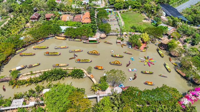 Du xuân Cần Thơ: Vì sao miệt sông nước Phong Điền khiến giới trẻ thích mê?- Ảnh 1.