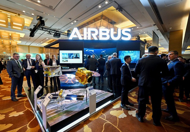 Supply snags, political turmoil undercut aviation growth- Ảnh 2. Supply snags, political turmoil undercut aviation growth- Ảnh 2.