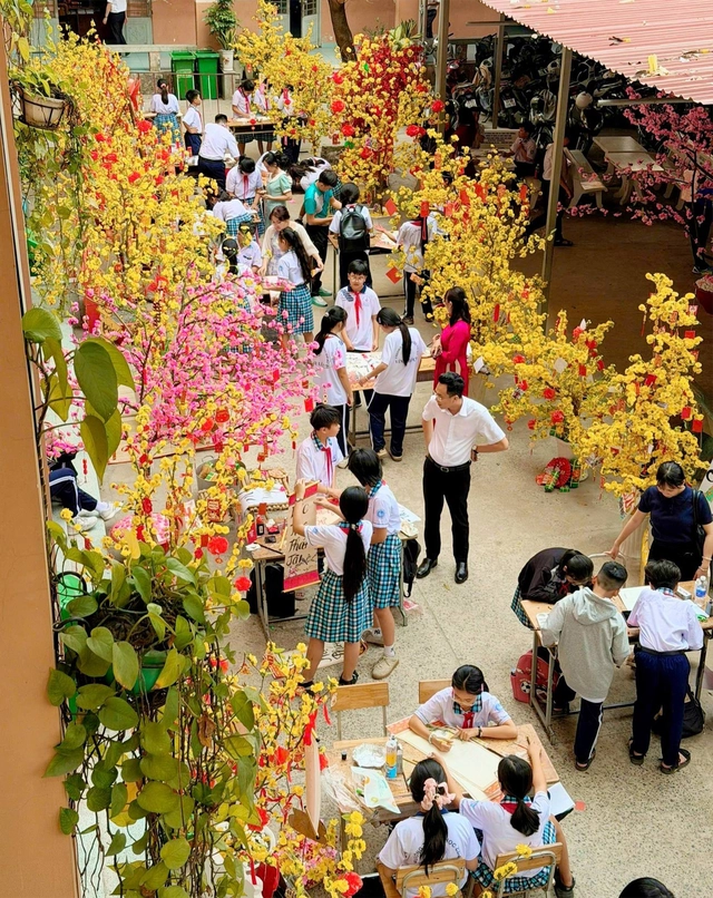 Mang ngay sắc xuân đến đây cho trường tui - Ảnh 5.