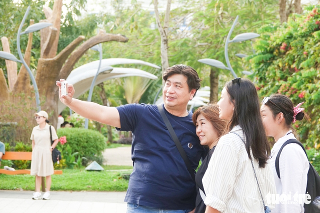 Int’l visitors top 51,000 as Vietnam’s Phu Quoc draws strong Lunar New Year arrivals- Ảnh 1.