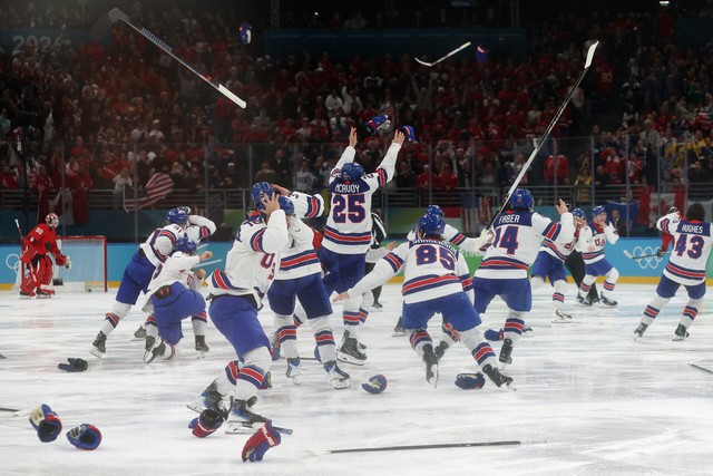 Hạ Canada, Mỹ vô địch khúc côn cầu trên băng nam tại Thế vận hội mùa đông 2026 - Ảnh 1.