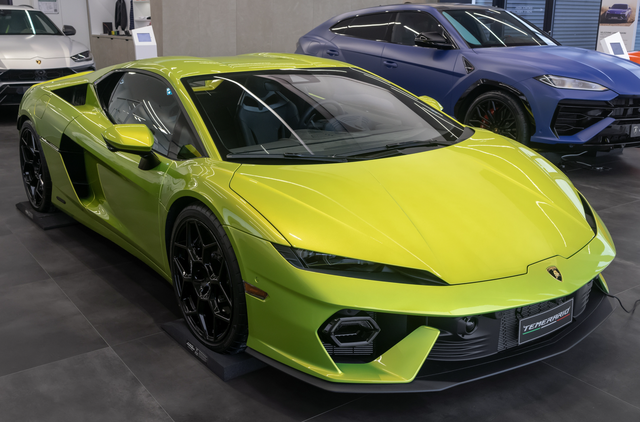 Series of new car models to hit Vietnam - Ảnh 11.