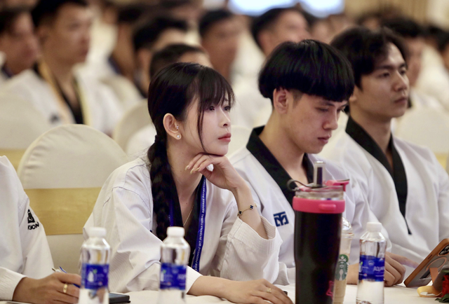 World Taekwondo boosts training for Vietnamese coaches, athletes- Ảnh 3. World Taekwondo boosts training for Vietnamese coaches, athletes- Ảnh 3.