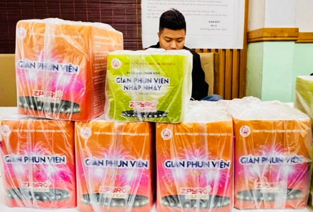 Vietnam allows public security ministry entities to produce explosive fireworks- Ảnh 1.