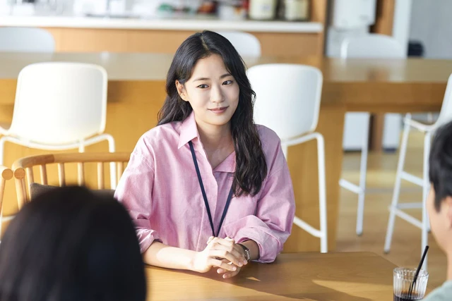 Lee Yi Dam liên tục phủ sóng Netflix đầu năm 2026 là ai? - Ảnh 2.