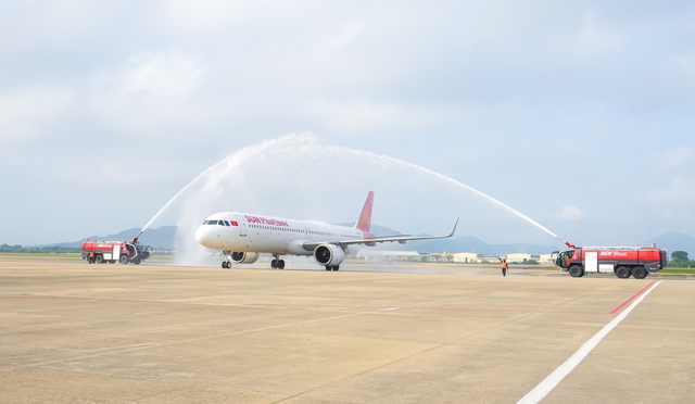 Sun PhuQuoc Airways launches Hanoi, Ho Chi Minh City-Da Nang routes- Ảnh 1. Sun PhuQuoc Airways launches Hanoi, Ho Chi Minh City-Da Nang routes- Ảnh 1.