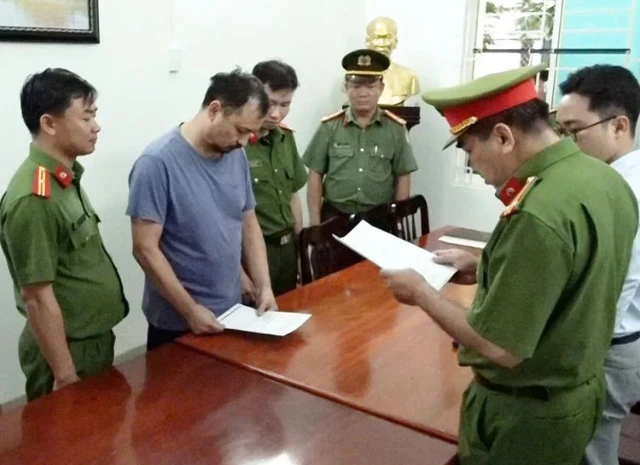 Vietnam’s Khanh Hoa deports Kazakh man wanted on Interpol red notice- Ảnh 1. Vietnam’s Khanh Hoa deports Kazakh man wanted on Interpol red notice- Ảnh 1.