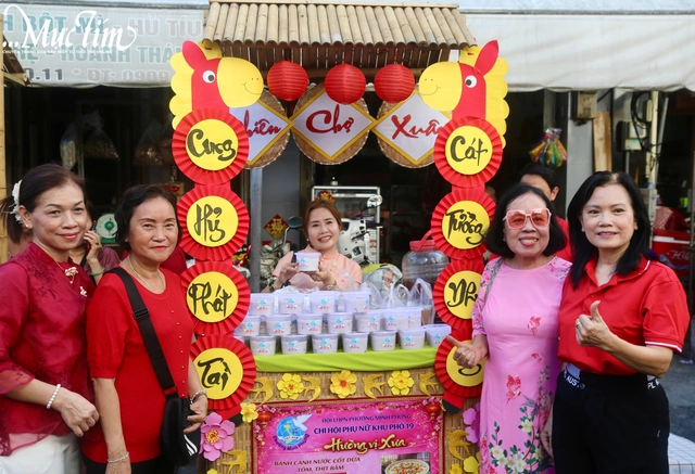 Đặc sắc lễ hội Nguyên tiêu của người Hoa tại phường Minh Phụng - Ảnh 2.