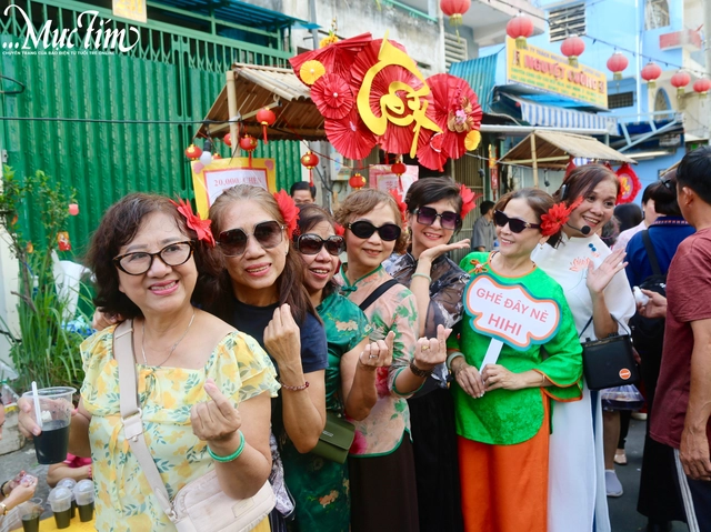 Đặc sắc lễ hội Nguyên tiêu của người Hoa tại phường Minh Phụng - Ảnh 4.