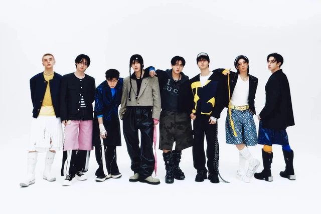 Park Bo Gum hóa anh cắt tóc miền quê trong show mới - Ảnh 3.