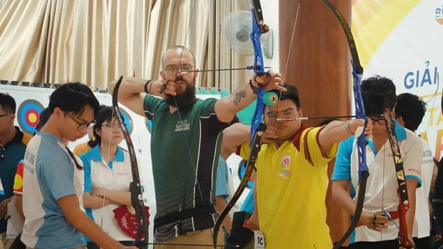 Vietnam becomes 2nd home for int’l students- Ảnh 1.