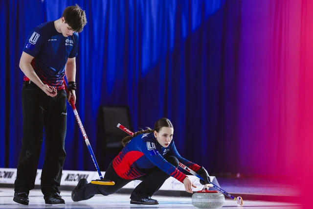 Bạn biết gì về môn thể thao curling tại Thế vận hội mùa đông 2026?- Ảnh 1.