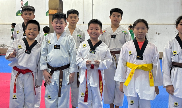 Gương mặt Con ngoan trò giỏi: Anh bạn nhỏ đa tài, giàu tình cảm - Ảnh 4.