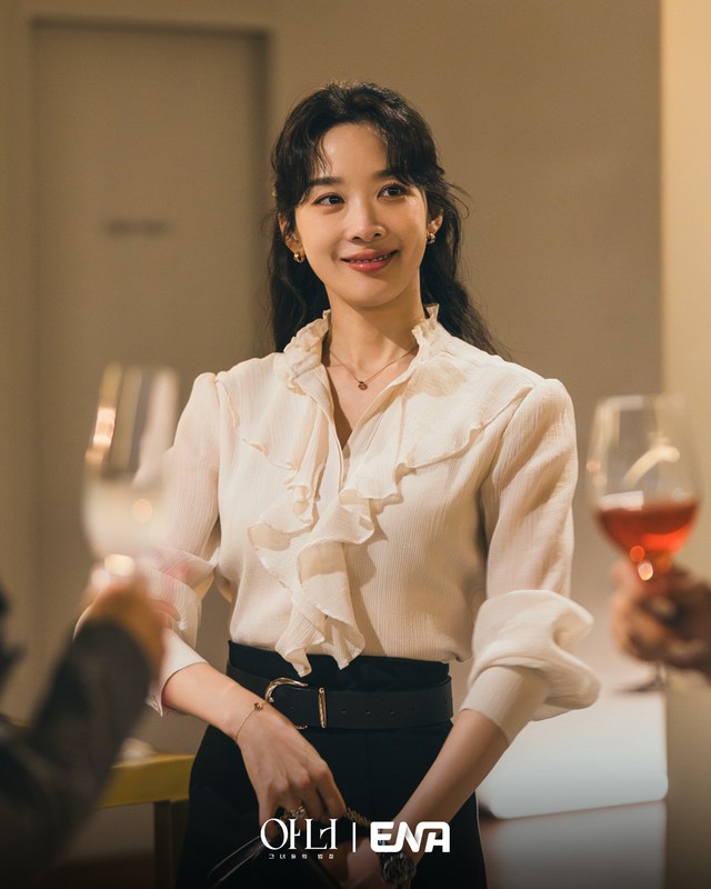 Danh tính ba nữ luật sư xinh đẹp và tài năng của Honour- Ảnh 6.