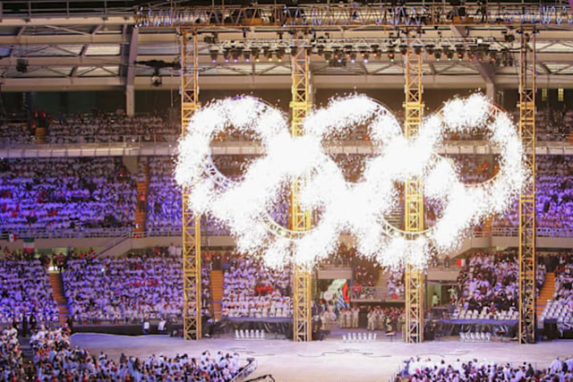 Những con số ấn tượng tại lễ khai mạc Thế vận hội mùa đông 2026- Ảnh 1.