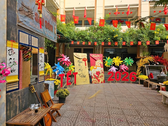 Xuân Bính Ngọ 2026 rực rỡ tại Trường THCS Tân Tạo  - Ảnh 4.