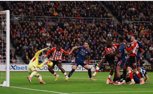 Arsenal chạm trán Sunderland: Củng cố ngôi đầu- Ảnh 1.