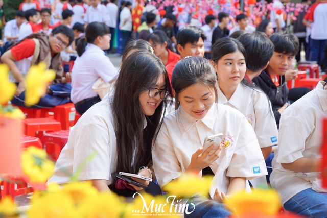 Teen THPT chuyên Hùng Vương kết nối ngôn ngữ, khám phá văn hóa tại ngày hội giao lưu- Ảnh 10.