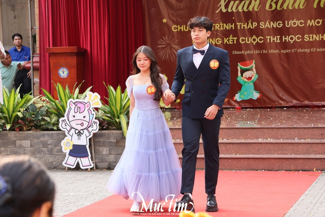 Gặp gỡ nam sinh và nữ sinh thanh lịch tại hội xuân Trường THPT Thủ Thiêm - Ảnh 7.
