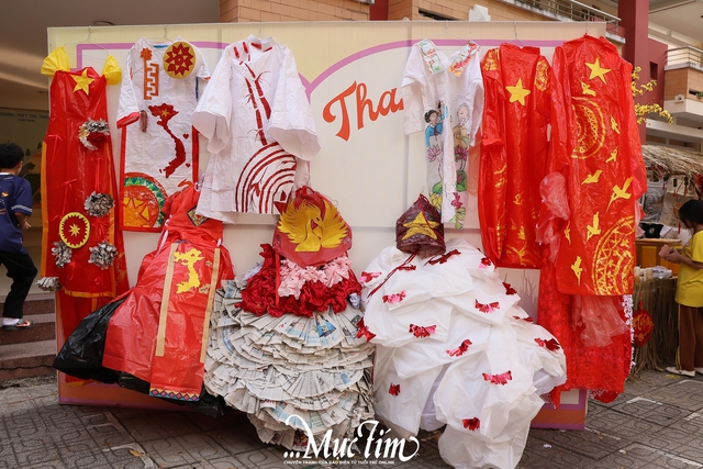 Gặp gỡ nam sinh và nữ sinh thanh lịch tại hội xuân Trường THPT Thủ Thiêm - Ảnh 12.